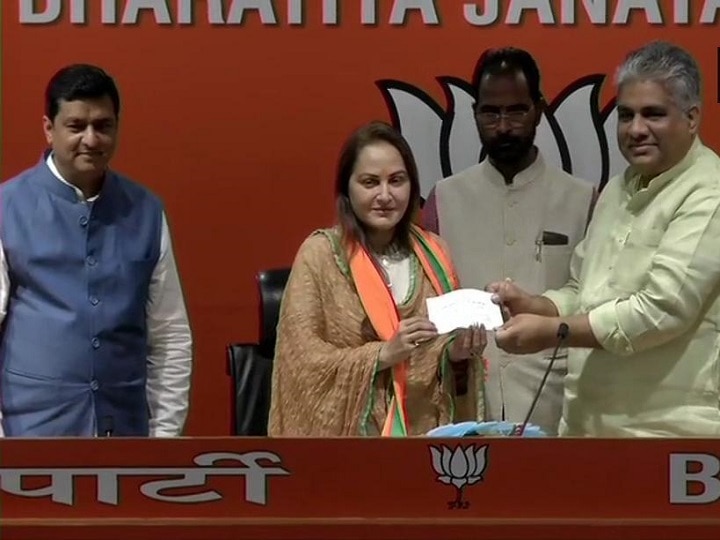 Jaya Prada joins BJP ahead of Lok Sabha polls; likely to contest against Azam Khan in Rampur Jaya Prada joins BJP ahead of Lok Sabha polls; likely to contest against Azam Khan in Rampur