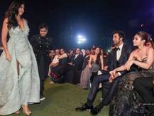 IN PICS: Here\'s what happened when Katrina Kaif BUMPED INTO her EX Ranbir & his current girlfriend Alia Bhatt at Filmfare Awards 2019!