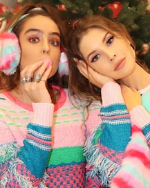 After Anushka, now Jacqueline Fernandez finds her look alike Amanda Cerny; Two spotted chilling with Salman Khan at \'Notebook\' screening!