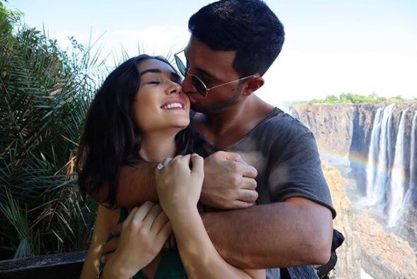 PIC: Amy Jackson & fiance George Panayiotou expecting their first child, '2.0' actress announces pregnancy on social media!