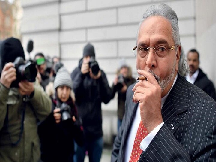 Vijay Mallya's weekly expenses in UK is over Rs 16 lakh; offers to curtail 'lavish' lifestyle to satisfy Indian banks Vijay Mallya's weekly expenses in UK over Rs 16 lakh; offers to curtail 'lavish' lifestyle to satisfy Indian banks