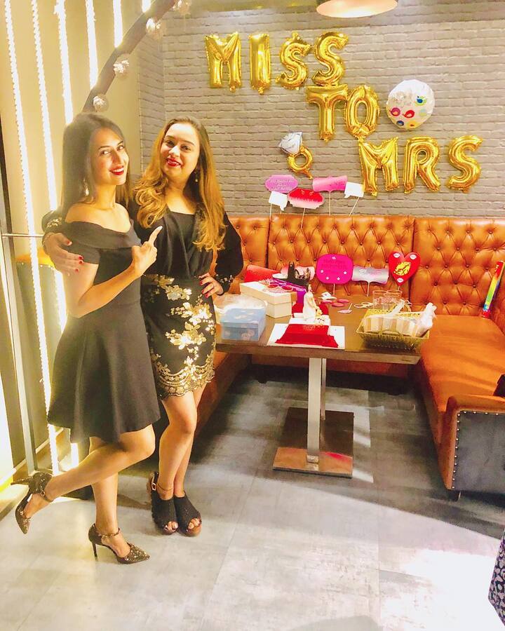 The beautiful actress has transformed in the recent years and has tuned a hottie now.. and we see her slaying in these latest pictures too (All Pics: Instagram)