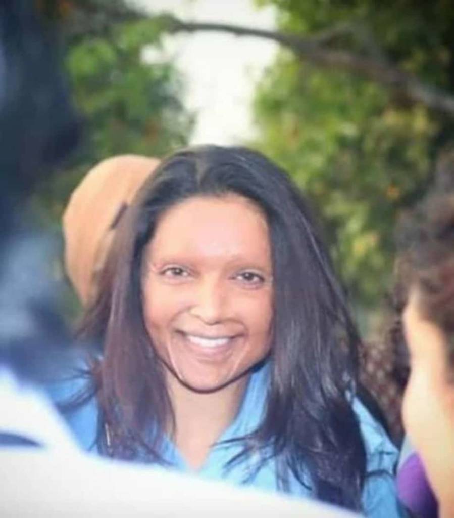 NEW PIC: Deepika Padukone is all smiles as she gets snapped in her 'Chhapaak' look while shooting in Delhi!