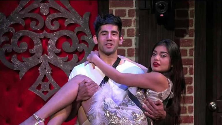 Real-life couple Divya Agarwal & Varun Sood bag lead roles in new 'Ragini MMS' web-series?