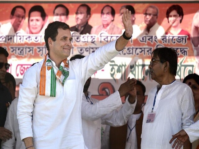 BJP MP Meenakshi Lekhi files contempt plea in SC against Rahul Gandhi's 'Chowkidar Chor hai' remark BJP MP Meenakshi Lekhi files contempt plea in SC against Rahul Gandhis Chowkidar Chor hai remark