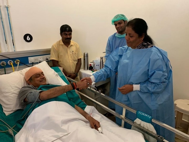 Nirmala Sitharaman pays visit to injured Shashi Tharoor in hospital, Congress MP says 