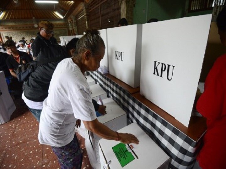 Muslim-majority Indonesia votes in its biggest-ever election Muslim-majority Indonesia votes in its biggest-ever election