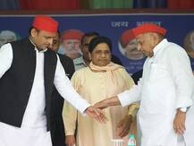 With Mulayam on stage, Mayawati mentions \'guest house\' incident during Mainpuri rally