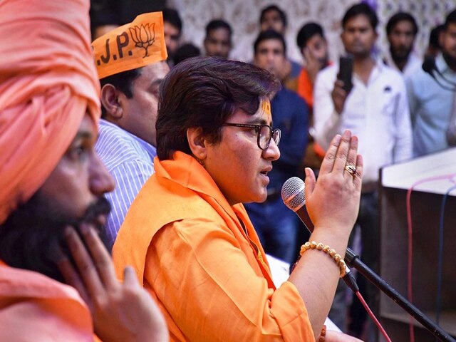 Ex-bureaucrats condemn Pragya's remarks on Karkare; demand withdrawal of candidature Ex- bureaucrats condemn Pragya's remarks on Karkare, demand withdrawal of candidature