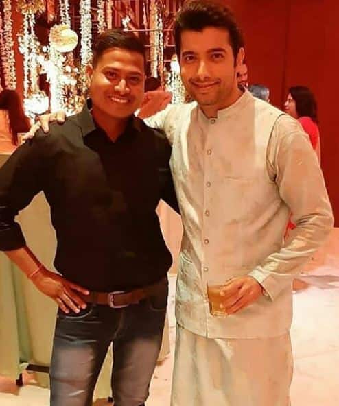 The ‘Kasam Tere Pyaar Ki’ actor posed happily for the cameras. Ssharad had earlier developed cold feet when it came to marriage but the actor told a daily that he didn’t feel so when he spoke to Ripci.