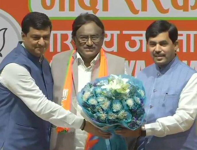 Lok Sabha elections: Krishna Kumar, former Congress MP from Kollam, joins BJP Lok Sabha elections: Krishna Kumar, former Congress MP from Kollam, joins BJP