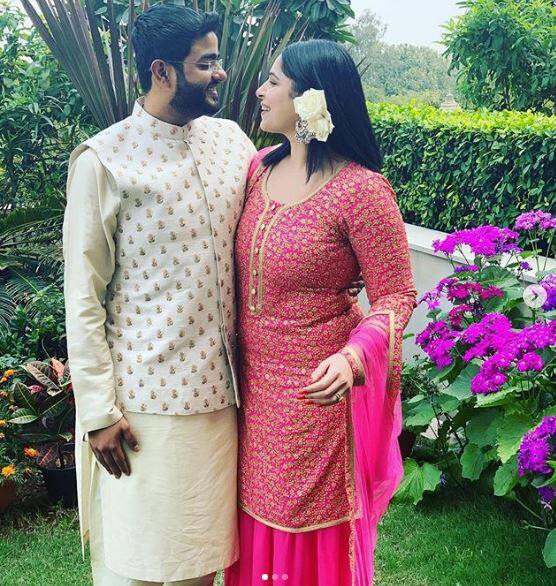 Priyanka had shared this picture from her brother’s roka ceremony along with the caption, ‘’ So proud of my baby brother. Ishita welcome to the family...you are so beautiful together...I wish you both the best for the future! Happy Roka!! @ishittaakumar @siddharthchopra89.’’