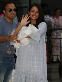 FIRST PICS: Surveen Chawla & hubby Akshay Thakker take their newborn baby girl Eva home
