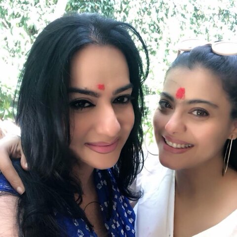 Nysa Devgn Looks Like Mom Kajol's Replica In Ajay Devgn's Sister Neelam