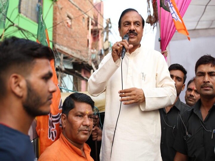 Woman held for blackmailing, demanding Rs 2 crore from Union minister Mahesh Sharma Woman held for blackmailing, demanding Rs 2 crore from Union minister Mahesh Sharma