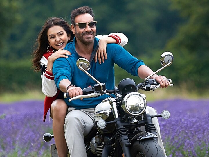 Tu Mila To Haina song OUT! Second song from Ajay Devgn starrer 'De De Pyaar De' is full of ROMANCE & Love Tu Mila To Haina: Second song from Ajay Devgn starrer 'De De Pyaar De' is full of ROMANCE