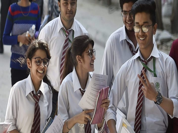 Results Of Pending Class 10 And 12 CBSE Board Exams To Be Declared By Aug 15; Schools To Resume Classes After That Results Of Pending Class 10 And 12 CBSE Board Exams To Be Declared By Aug 15; Schools To Resume Classes After That