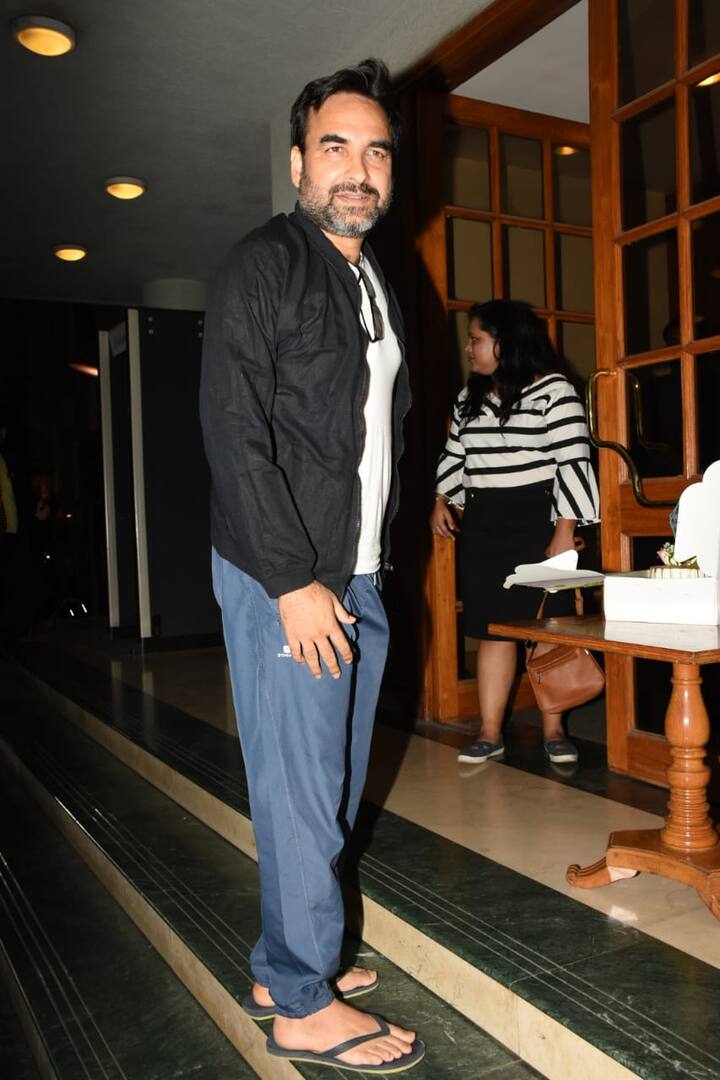 Mirzapur actor Pankaj Tripathi, who considers Manoj Bajpayee as his role model, also joined in the latter's 50th birthday bash