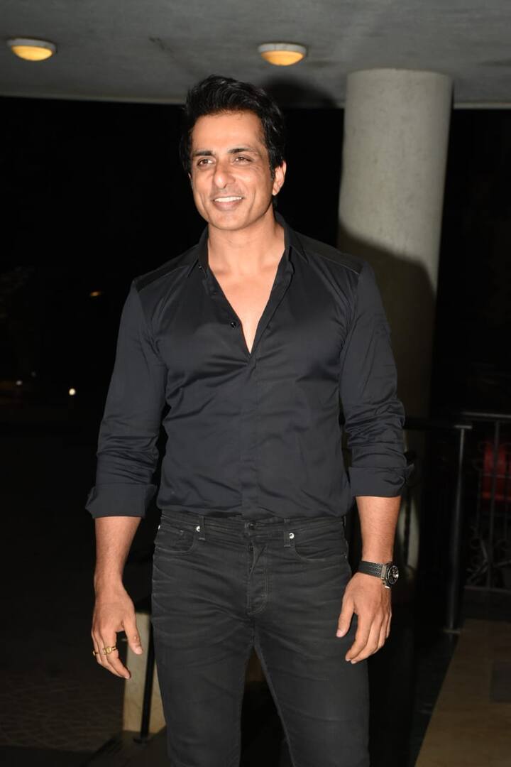Actor Sonu Sood also attended the party in an all black attire