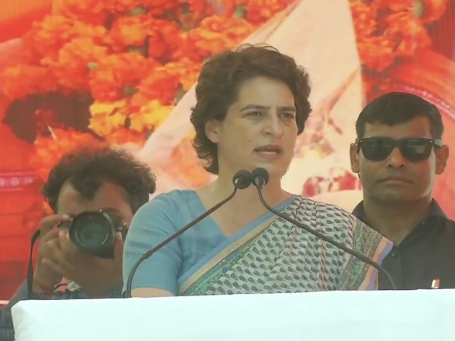 PM has mania, he speaks only about my family: Priyanka Gandhi in Fatehpur, UP PM has mania, he speaks only about my family says Priyanka Gandhi in Fatehpur, UP