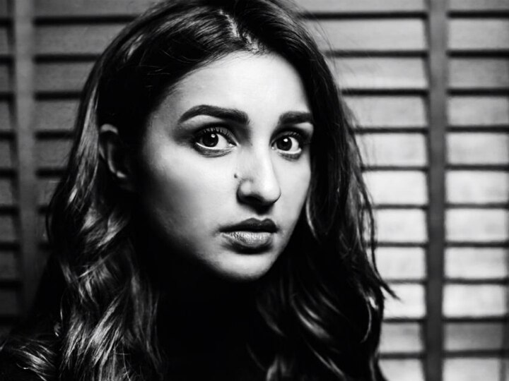 Parineeti Chopra to star in Emily Blunt's 'The Girl On The Train' remake! Parineeti Chopra to star in Emily Blunt's 'The Girl On The Train' remake!