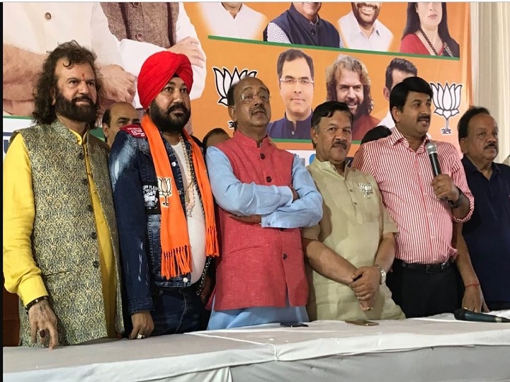 Lok Sabha Election 2019- Punjabi Singer Daler Mehndi Joins Bharatiya Janata  Party | Lok Sabha Election 2019: Punjabi Singer Daler Mehndi Joins BJP,  Says 'Dil Modi-Modi Ho Gaya'