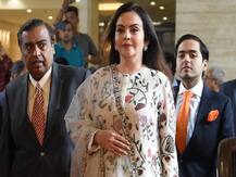 Dad Mukesh Ambani backs Congress\' Milind Deora, son Anant bats for PM Modi