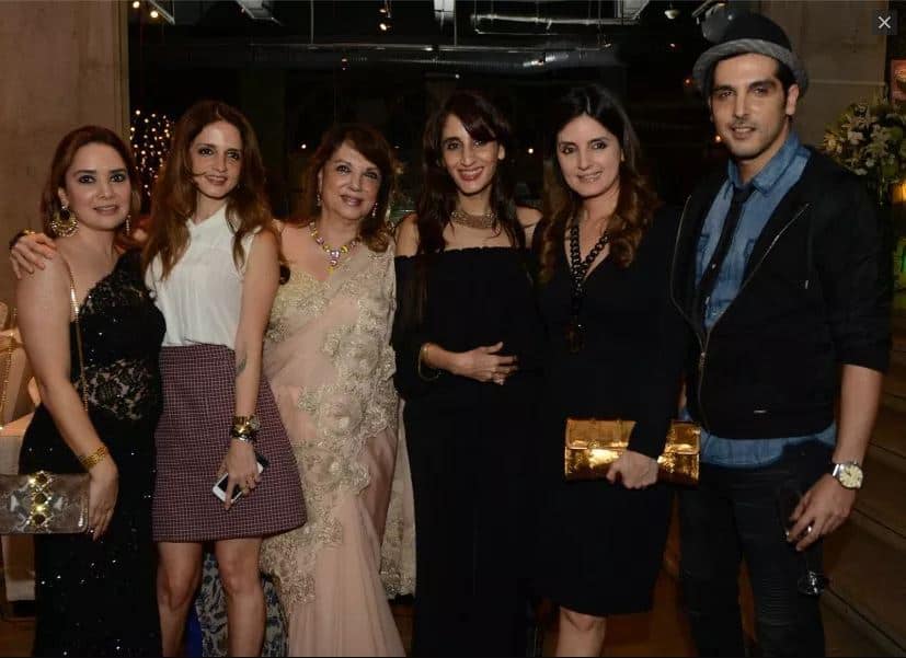 Farah Khan Ali's voting ink 'reappears' on her finger 24 hrs after vanishing on Monday, Shares new pics with “faint staining”!