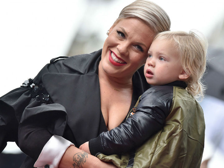 American singer Pink reveals she suffered a miscarriage at the age of 17