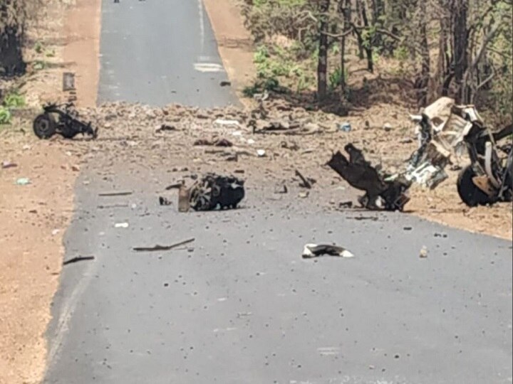 Maharashtra 10 commandos killed as Naxals blow up police vehicle in Gadchiroli Maharashtra: 15 commandos, one civilian dead as naxals blow up police vehicle in Gadchiroli