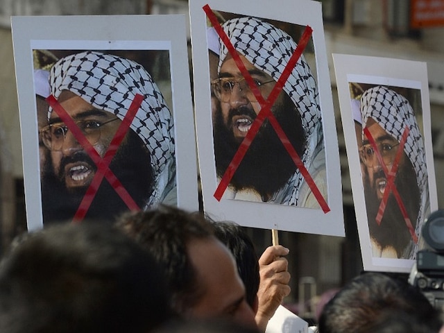 Masood Azhar designated as global terrorist after China lifts hold; here's how Pakistan reacted to UN's move Masood Azhar designated as global terrorist after China lifts hold, here is how Pakistan reacted to UN move