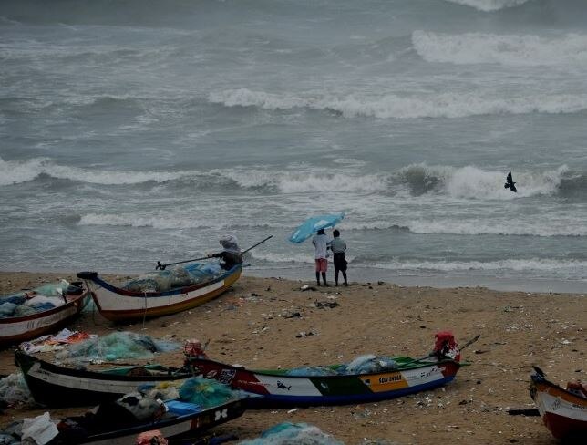 Cyclone Fani 19 districts of Odisha, Bengal, AP and Kolkata to be hit by 'extremely severe' storm Cyclone Fani: 19 districts of Odisha, Bengal, AP and Kolkata to be hit by 'extremely severe' storm