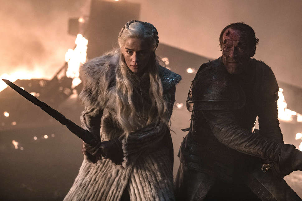 Game of Thrones 8' Episode 3 - The night was too dark? Cinematographer doesn't agree!