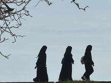 Kerala Muslim education group bans face-covering attire on campus