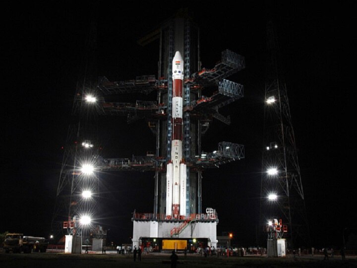 ISRO's Chandrayaan 2 mission- India's second trip to moon begin in July, check landing date India's second mission to moon: ISRO announces launch date of Chandrayaan 2; all you need to know