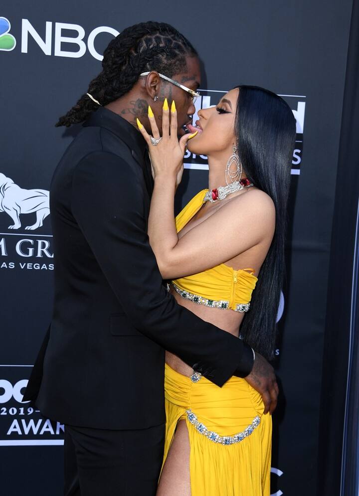 The couple soon turned every head on the red carpet as they started licking each other’s tongues in public