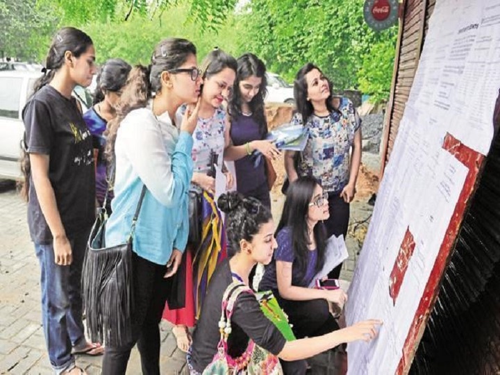 DU Admissions 2019 Cut-Off Lists, Admission Dates to be out soon at du.ac.in DU Admissions 2019: Cut-Off Lists, Admission Dates to be out soon at du.ac.in