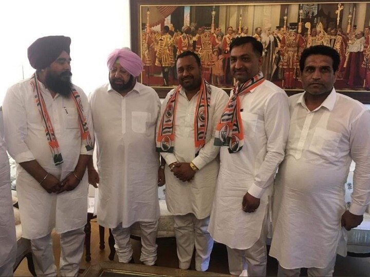 AAP MLA Amarjeet Sandoya joins Congress in presence of Chief Minister Capt Amarinder Singh Punjab: AAP MLA Amarjeet Sandoya joins Congress in presence of CM Capt Amarinder Singh