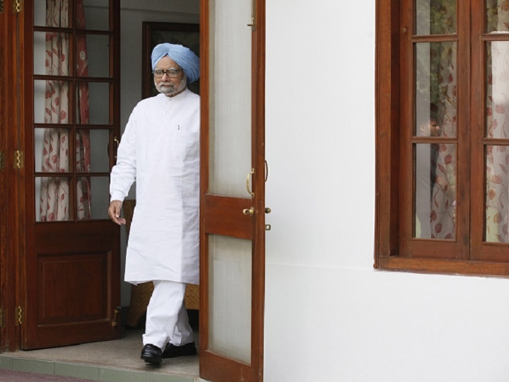 Manmohan Singh calls PM Modi 5 years most traumatic, devastating, says BJP should be shown exit door Manmohan Singh calls PM Modi's 5 years most traumatic, devastating; says BJP should be shown exit door