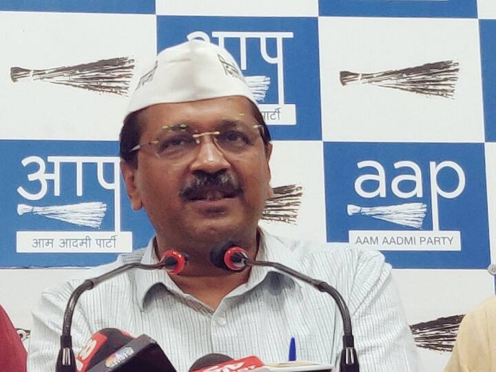 Kejriwal appeals to traders to go beyond veil of Modi govt's 'False Nationalism', vote out BJP Kejriwal appeals to traders to go beyond veil of Modi govt's 'False Nationalism', vote out BJP Kejriwal appeals to traders to go beyond veil of Modi govt's 'False Nationalism', vote out BJP