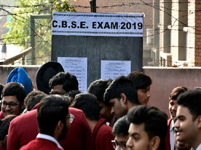 CBSE 10th Results: Differently-abled, transgender students create record; Dilwin Prince tops in CWSN category CBSE Class 10th Results 2019- Differently-abled, transgender students create record, Dilwin Prince tops in CWSN category