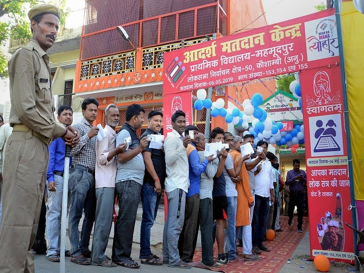 Lok Sabha elections 63.5 per cent voter turnout in Phase 5 Violence in Jammu and Kashmir and West Bengal Elections 2019: 63.5 per cent voter turnout in Phase 5; Violence in Kashmir, West Bengal