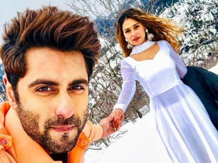 'Bidaai' fame Sara Khan confirms dating 'Sapne Suhane Ladakpan Ke' actor Ankit Gera, Calls Him 'Forever Mine'! Sara Khan confirms being in LOVE with TV actor Ankit Gera; Calls him 'Forever Mine'