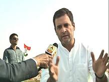 PM Modi doesn\'t despise Congress or Rajiv Gandhi, he hates himself: Rahul Gandhi