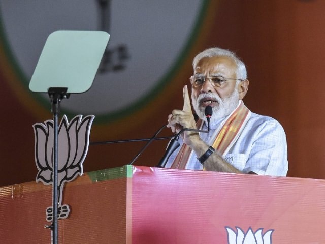 Rajiv Gandhi used warship INS Viraat as personal taxi to go on holiday says PM Modi at Ramlila Maidan Rajiv Gandhi used warship INS Viraat as ‘personal taxi’ to go on holiday: PM Modi at Ramlila Maidan