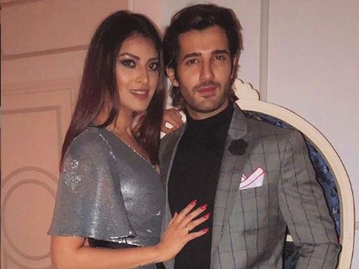 Student of the Year 2 actor Aditya Seal REACTS to rumours of his engagement with Anushka Ranjan 'Student of the Year 2' actor Aditya Seal REACTS to rumours of his engagement with Anushka Ranjan