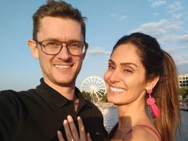 Bruna Abdullah expecting her first baby with fiancé; ‘Grand Masti’ actress is five months pregnant Bruna Abdullah is 5 months pregnant, Grand Masti actress will welcome her FIRST baby with fiance Allan Fraser