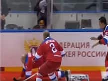 WATCH VIDEO: Russian President Vladimir Putin falls flat on face while playing ice-hockey, Twitter reacts