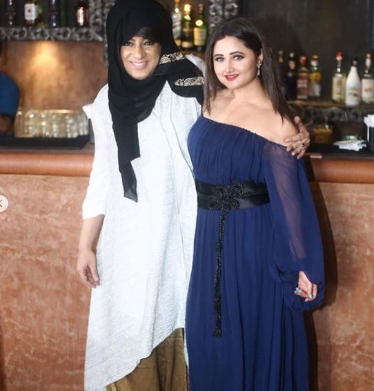 Uttaran actress Rashami Desai throws a grand Arabian Nights theme party for friends!