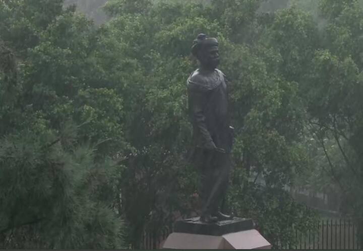 Earlier this week, showers in parts of the region, also helped to improve the air quality index (AQI) of the national capital. (Image: ANI)